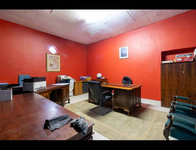 1,350M² BUILDING FOR SALE IN EDENVALE CENTRAL